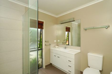 Photo of property in 18 Andre Rise, Stanmore Bay, Whangaparaoa, 0932