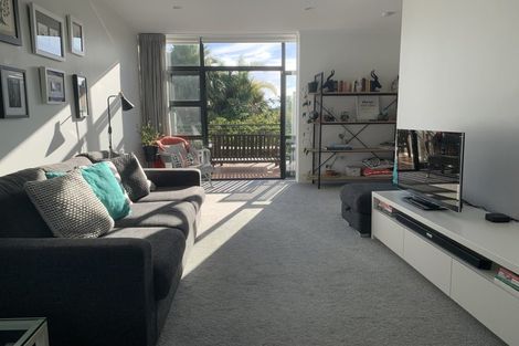Photo of property in 35e Northcroft Street, Takapuna, Auckland, 0622