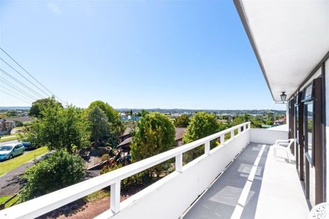 Photo of property in 178 Sturges Road, Henderson, Auckland, 0612