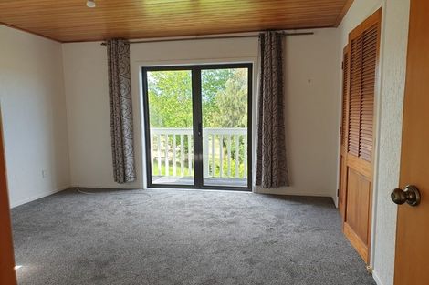 Photo of property in 2045 East Coast Road, Stillwater, Silverdale, 0993