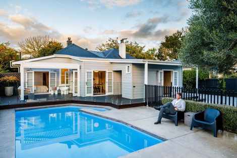 Photo of property in 31 Nixon Street, Hamilton East, Hamilton, 3216