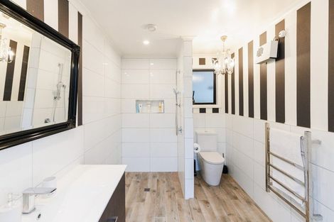 Photo of property in 74 College Street, Awapuni, Palmerston North, 4412