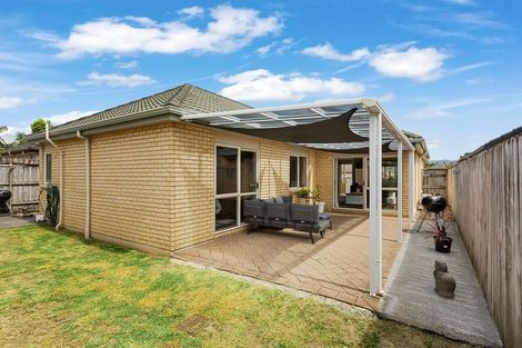 Photo of property in 10 Peachstone Lane, Henderson, Auckland, 0612
