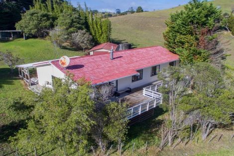 Photo of property in 96 Corlett Road, Tauhoa, Wellsford, 0973