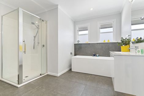 Photo of property in 1 Puriri Crescent, Lansdowne, Masterton, 5810