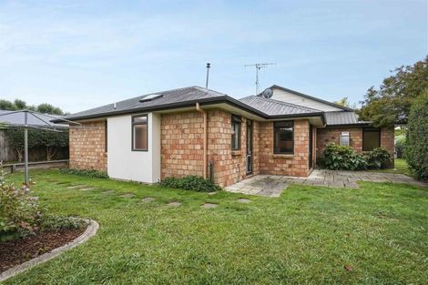 Photo of property in 41 Cairns Crescent, Rototuna, Hamilton, 3210