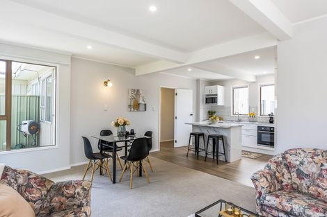 Photo of property in 34a Andrew Street, Waikanae, 5036