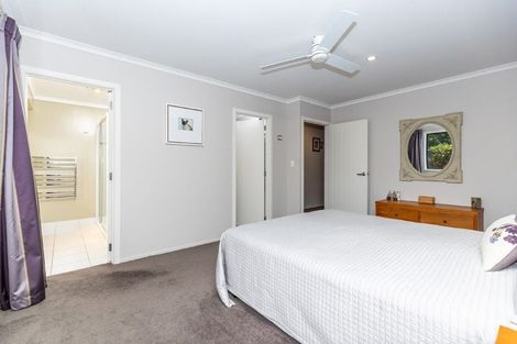 Photo of property in 8 Compton Grove, Huntington, Hamilton, 3210