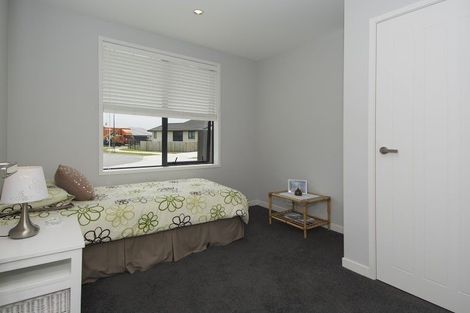 Photo of property in 28 Hebe Crescent, Papamoa Beach, Papamoa, 3118