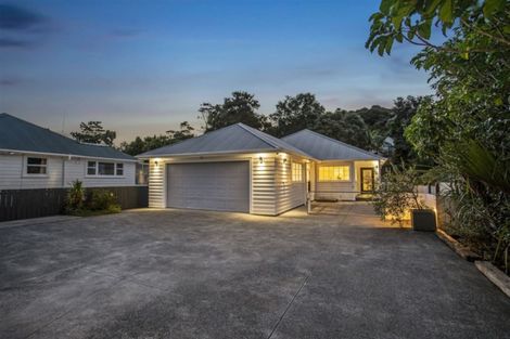 Photo of property in 14 Awhiorangi Promenade, Swanson, Auckland, 0816