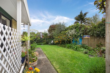 Photo of property in 54 Hall Street, Cambridge, 3434