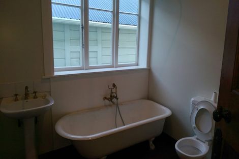 Photo of property in 8 Konini Road, Hataitai, Wellington, 6021