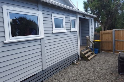 Photo of property in 57 Belt Road, New Plymouth, 4310