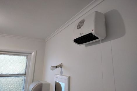 Photo of property in 3 Centre Street, Pahiatua, 4910