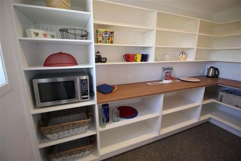 Photo of property in 2 Te Kio Crescent, Papamoa Beach, Papamoa, 3118