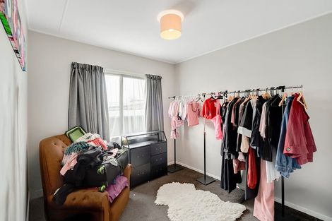 Photo of property in 10e Breckons Avenue, Nawton, Hamilton, 3200