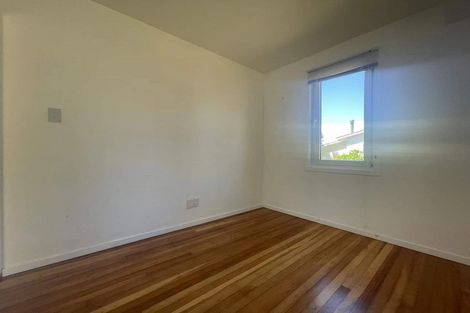 Photo of property in 85 Taurus Crescent, Beach Haven, Auckland, 0626