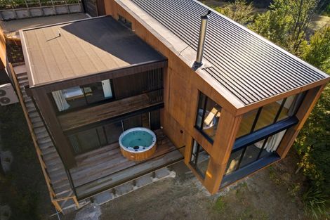 Photo of property in 11 Powder Terrace, Arthurs Point, Queenstown, 9371