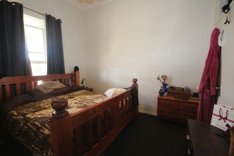 Photo of property in 54 Junction Road, Paeroa, 3600