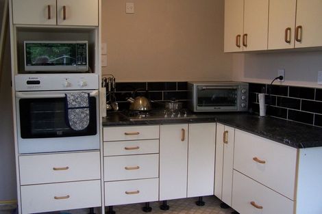 Photo of property in 12 Brandon Street, Otaki, 5512