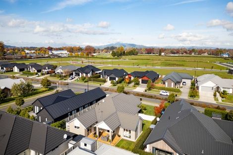 Photo of property in 51 Norfolk Drive, Cambridge, 3434