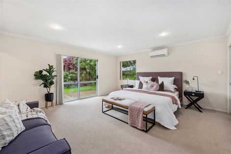 Photo of property in 16 Capricorn Place, Kawaha Point, Rotorua, 3010