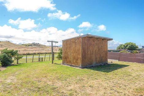Photo of property in 16 Coleman Avenue, Waverley, 4591