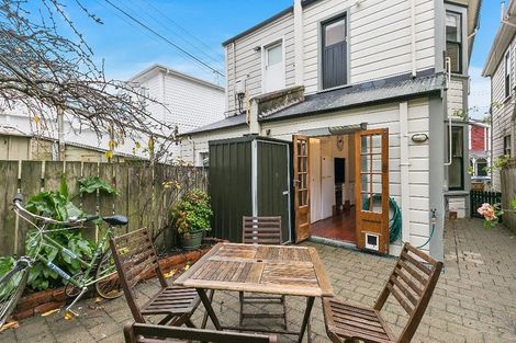 Photo of property in 43 Aro Street, Aro Valley, Wellington, 6021