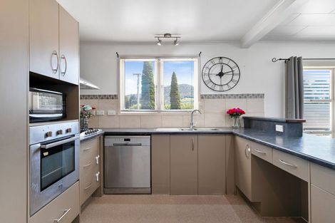 Photo of property in 93 Mount View Drive, Mangakakahi, Rotorua, 3015