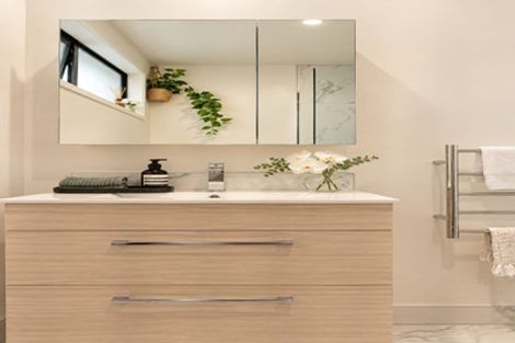 Photo of property in 5/241 Lincoln Road, Addington, Christchurch, 8024