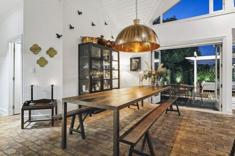 Photo of property in 49b Roland Road, Greenhithe, Auckland, 0632