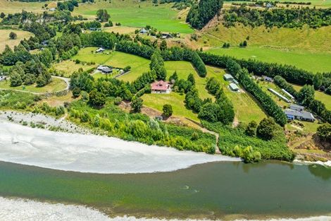 Photo of property in 195 Rowes Road, Hunterville, 4785