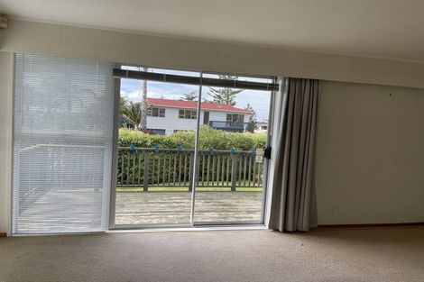 Photo of property in 336 Royal Road, Massey, Auckland, 0614