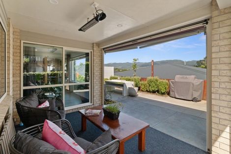 Photo of property in 14 Riverside Place, Katikati, 3129