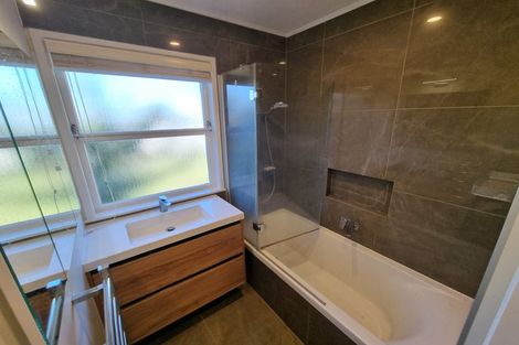 Photo of property in 10 Linley Place, Hillcrest, Auckland, 0627