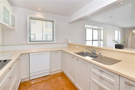 Photo of property in 70 Harbour Village Drive, Gulf Harbour, Whangaparaoa, 0930