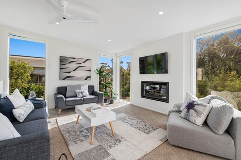 Photo of property in 24 Albro Lane, Algies Bay, Warkworth, 0920