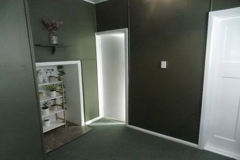 Photo of property in 27 Chelwood Street, Takaro, Palmerston North, 4412