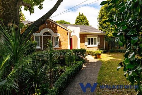 Photo of property in 209 Campbell Road, Greenlane, Auckland, 1061
