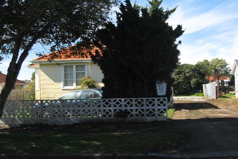 Photo of property in 22 Plympton Street, Brooklands, New Plymouth, 4310