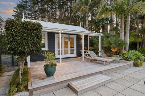 Photo of property in 70 Pomona Road, Kumeu, 0891