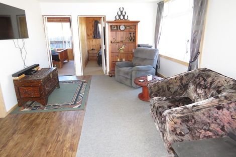 Photo of property in 1 Racecourse Road, Reefton, 7830