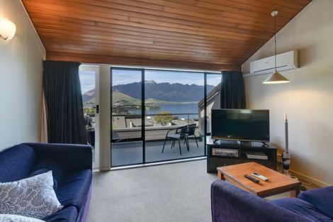 Photo of property in Alpine Meadows Apartments, 135m Fernhill Road, Fernhill, Queenstown, 9300