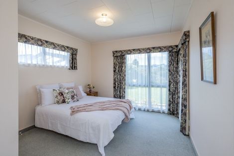 Photo of property in 17 Avon Street, Levin, 5510