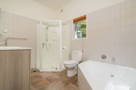 Photo of property in 49 Tarapatiki Drive, Whitianga, 3510