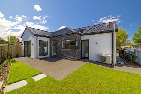 Photo of property in 121a Glandovey Road, Strowan, Christchurch, 8052