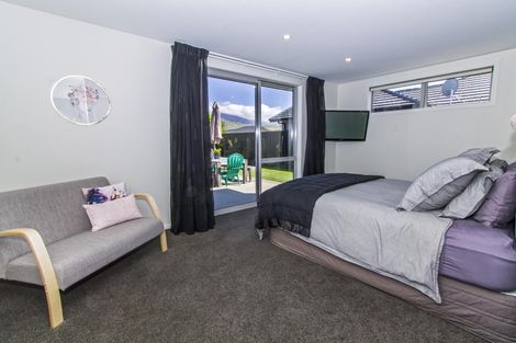 Photo of property in 11 Stowell Drive, Cromwell, 9310