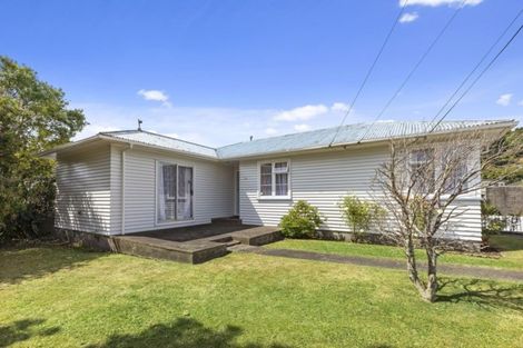 Photo of property in 22 Richard Grove, Stokes Valley, Lower Hutt, 5019