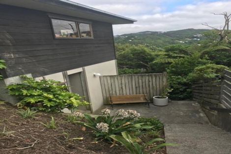 Photo of property in 6 Hawick Street, Karori, Wellington, 6012