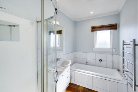 Photo of property in 1404 Jellicoe Street, Mayfair, Hastings, 4122